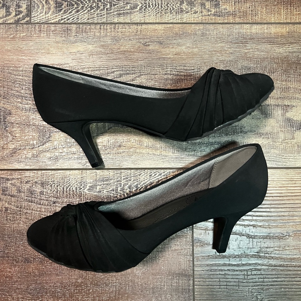 Marbella Black Heels Elegant Design